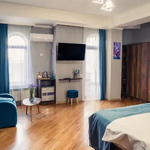 Otel Legend, Tiflis