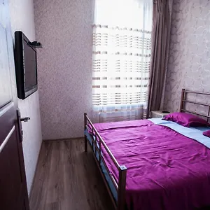 Konukevi Didis, Tiflis